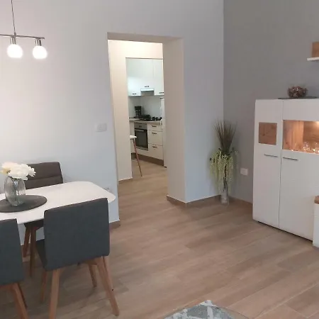 Luka Appartement *