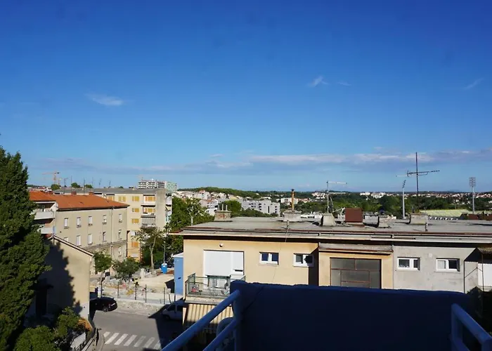 Luka Apartament Pula